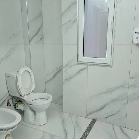 Modern 100 M From Beach,marina Bay Luxury Apartment